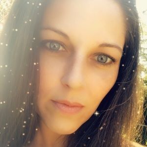 Meet your Posher, Sundee